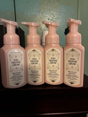 Bath & Body Works You Help Me Grow Pink Peach Blossom Foaming Hand Soap (4)